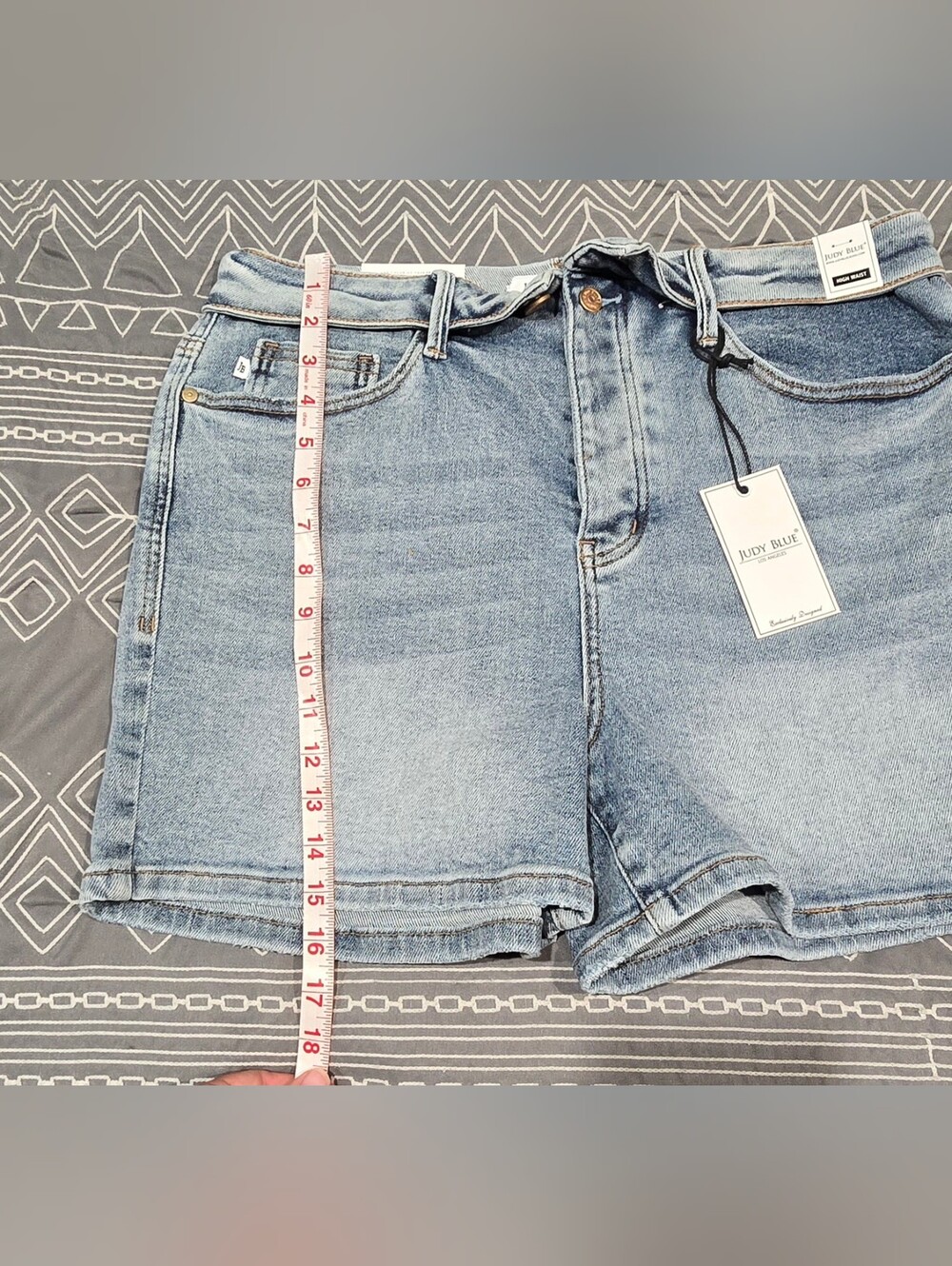 Judy Blue High Waisted Slim Shorts With Foldover Waistband Size XL - Picture 3 of 10